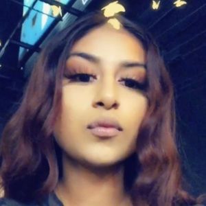 Meet your Posher, Vicky